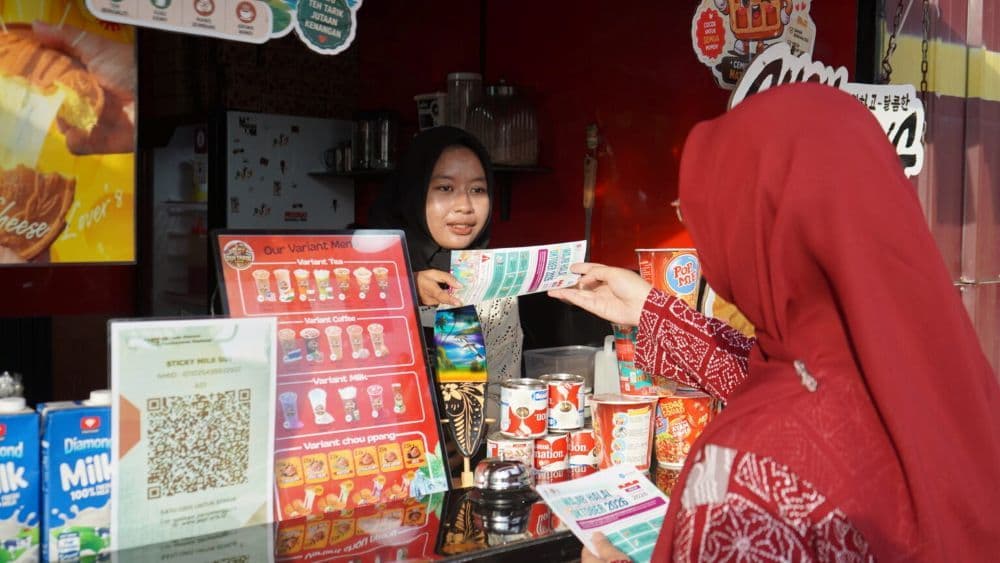 Tim Pendamping Proses Produk Halal (P3H) Kutim jemput bola ke sejumlah sentra pelaku Usaha Mikro, Kecil, dan Menengah (UMKM) di Sangatta.