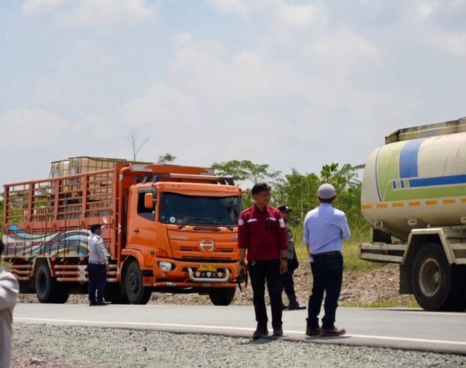 Jalan Pengalih Permanen Simpang Perdau–Tepian Langsat sepanjang 18,6 km di Kutim resmi dibuka.