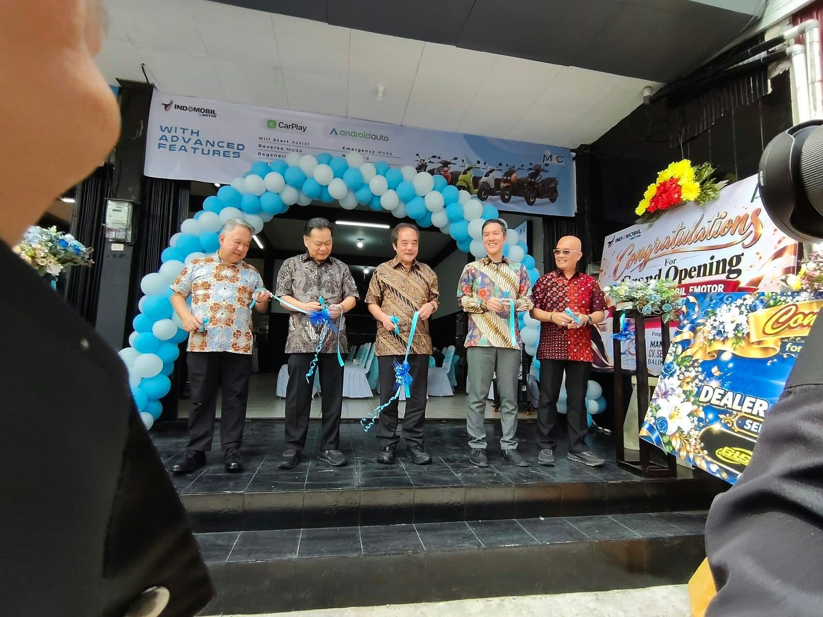 Indomobil eMotor membuka dealer baru di Sepinggan, Balikpapan.