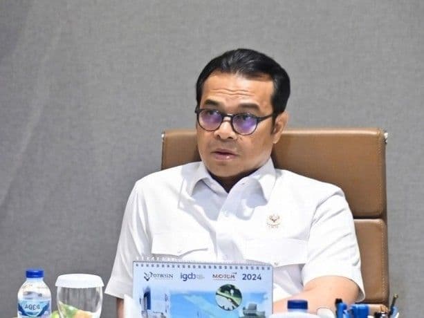 Wamen Kemkomdigi, Nezar Patria soroti maraknya mini drama AI bermuatan pornografi di sosial media yang arahkan pengguna ke platform berbayar tanpa sensor.