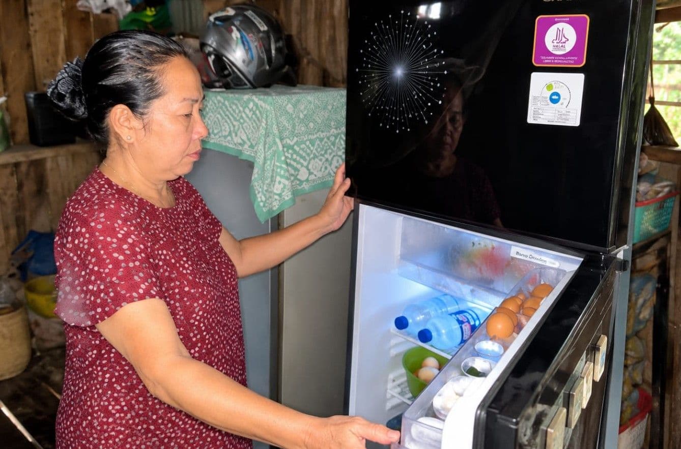 Lepas dari Gelap 36 Tahun, Warga Batu Ampar Kini Nikmati Listrik 24 Jam
